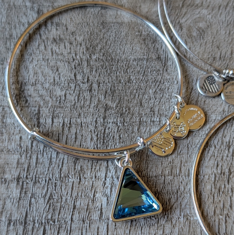 Alex And Ani Swarovski Blue Lotus Set Of 3  Silver Bangle Bracelets A18SETBL - Picture 2 of 5